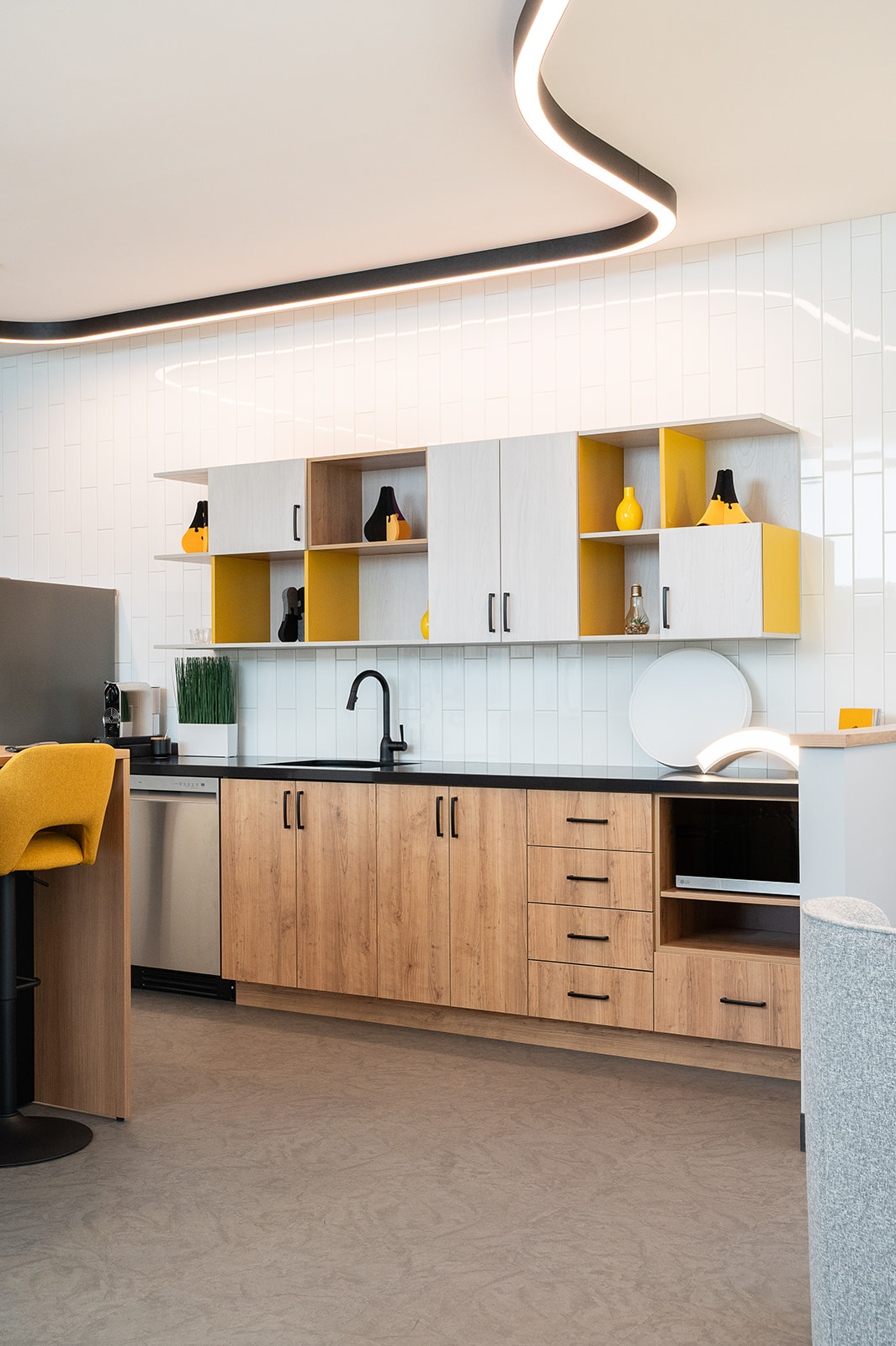 Edison Lighting Group Office Interior Design